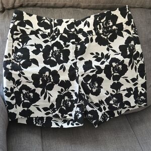 White House Black Market Black & White Floral High-Waist Shorts